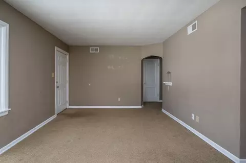 1928 35th St, Moline, IL 61265 photo 4