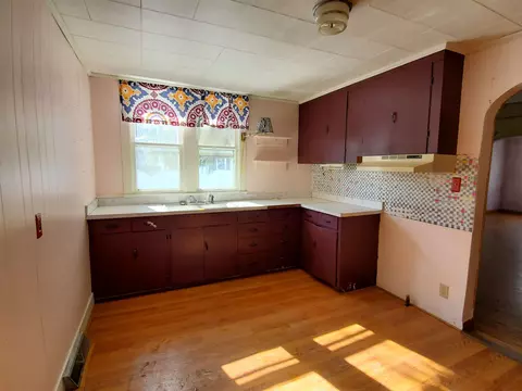 103 N 1st St, Alpha, IL 61413 photo 6