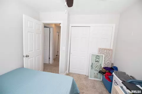 861 47th St, Moline, IL 61265 photo 20