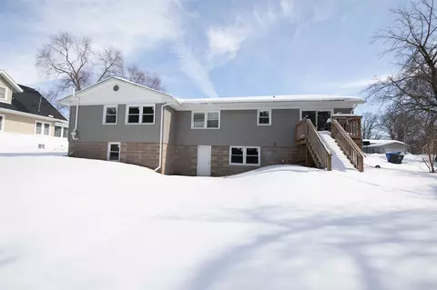 861 47th St, Moline, IL 61265 photo 30