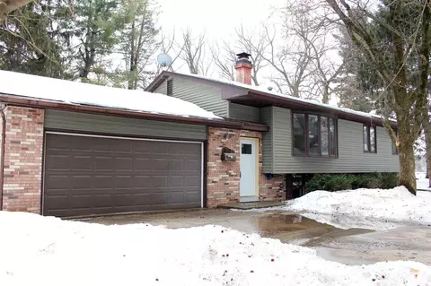 3706 9th Ave, Moline, IL 61265 photo 2