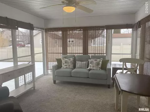 201 Maple St, Cambridge, IL 61238 photo 27