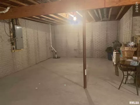 201 Maple St, Cambridge, IL 61238 photo 38