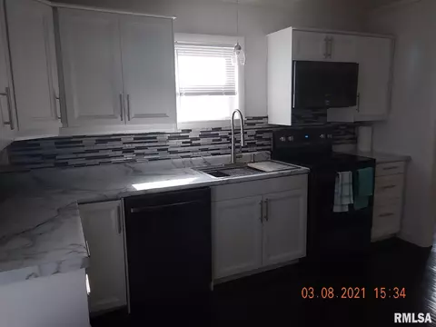 140 Dwight St, Kewanee, IL 61443 photo 11