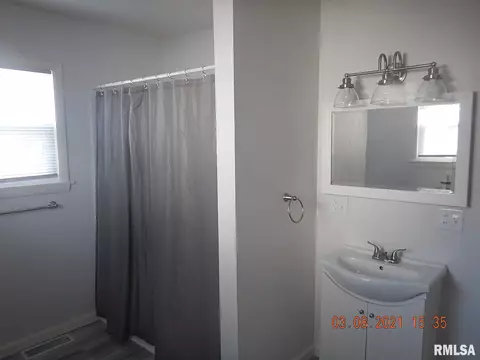 140 Dwight St, Kewanee, IL 61443 photo 6