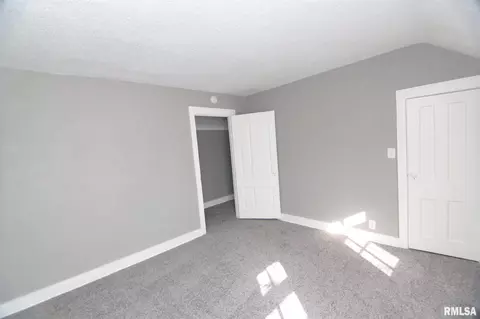 2111 7th St, Moline, IL 61265 photo 14