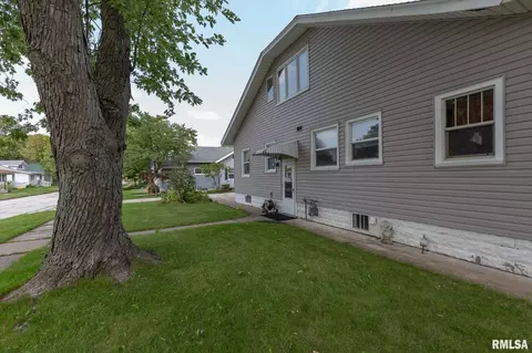 605 24th Ave, Moline, IL 61265 photo 3