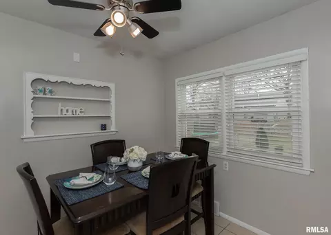 3003 15th Street A, Moline, IL 61265 photo 11
