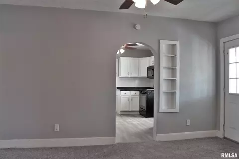 3917 26th Ave, Moline, IL 61265 photo 8