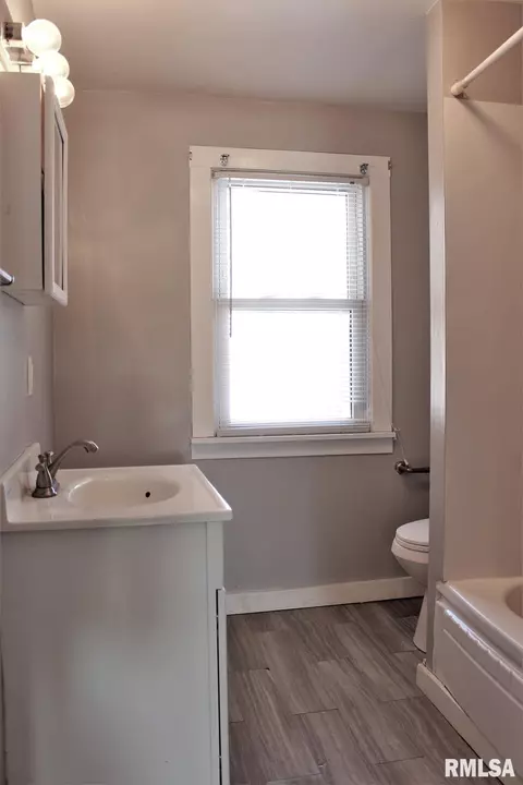 3917 26th Ave, Moline, IL 61265 photo 20