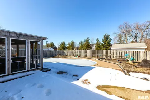 4211 34th Ave, Moline, IL 61265 photo 27