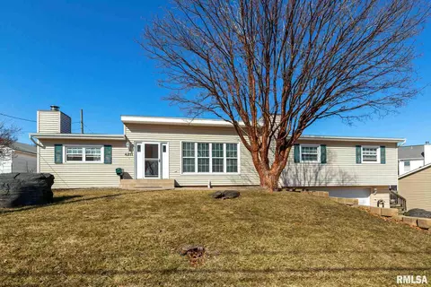 4211 34th Ave, Moline, IL 61265 photo 1