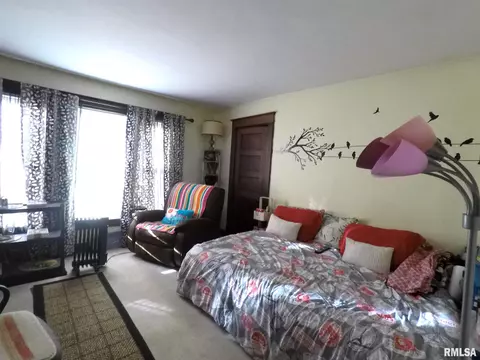 2004 14th St, Moline, IL 61265 photo 12