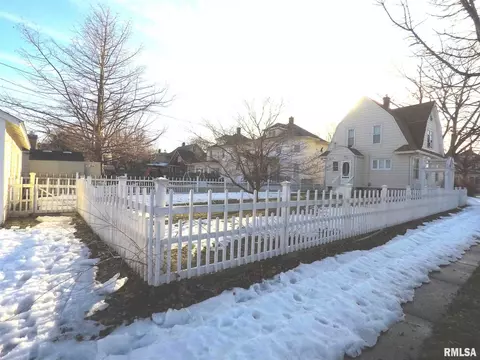 2004 14th St, Moline, IL 61265 photo 15