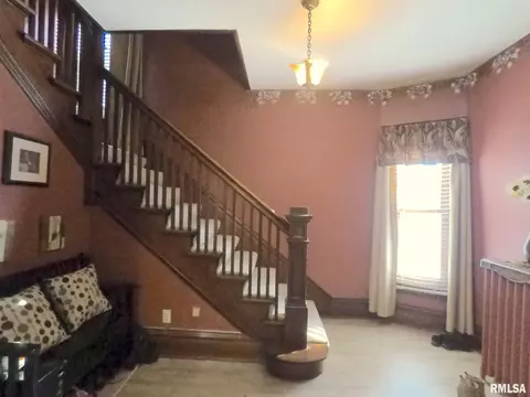 2004 14th St, Moline, IL 61265 photo 11