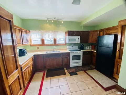 2434 95th Ave, Viola, IL 61486 photo 3