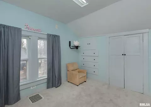 245 8th St, Silvis, IL 61282 photo 19