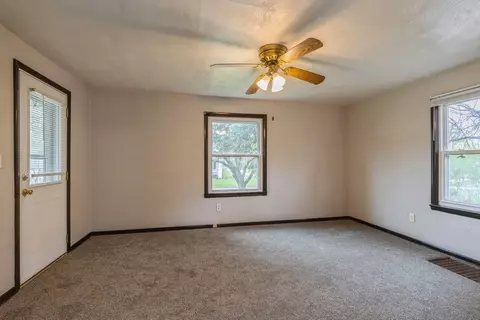 4236 8th Ave, Moline, IL 61265 photo 6