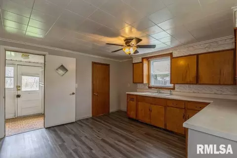 4236 8th Ave, Moline, IL 61265 photo 11