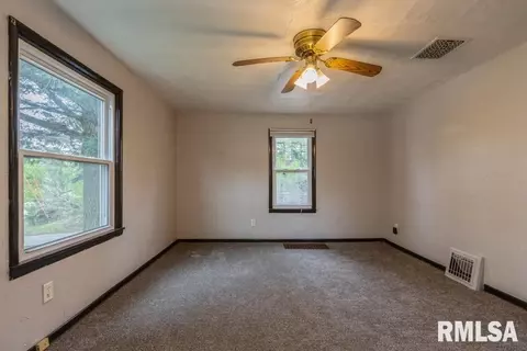 4236 8th Ave, Moline, IL 61265 photo 9