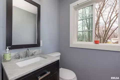 1530 13th St, Silvis, IL 61282 photo 12