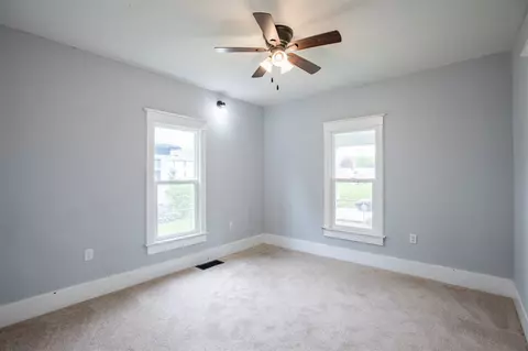 249 45th St, Moline, IL 61265 photo 12
