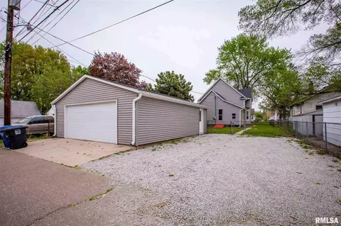 249 45th St, Moline, IL 61265 photo 21