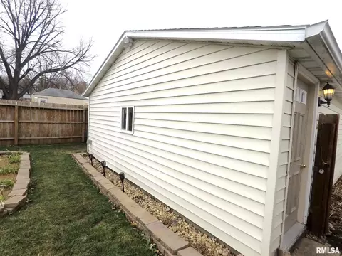 124 14th St, Silvis, IL 61282 photo 35