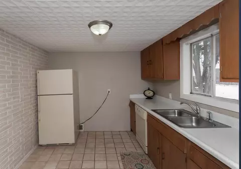 526 16th Ave, Silvis, IL 61282 photo 8