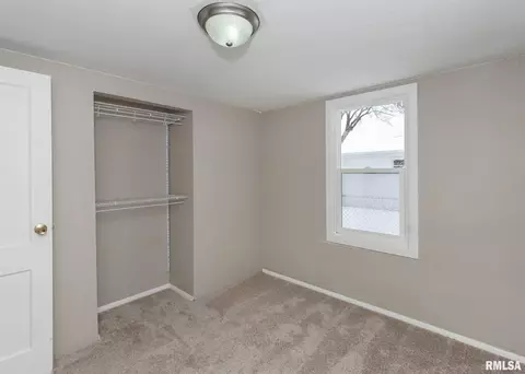 526 16th Ave, Silvis, IL 61282 photo 10