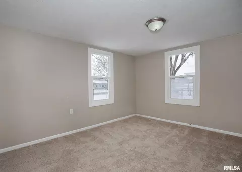 526 16th Ave, Silvis, IL 61282 photo 11