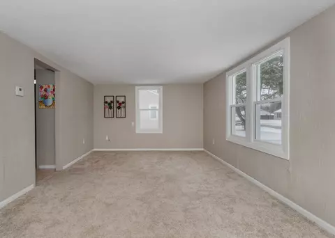 526 16th Ave, Silvis, IL 61282 photo 3