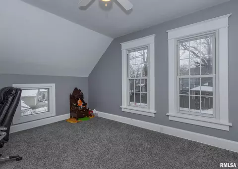3326 Park 16th St, Moline, IL 61265 photo 21
