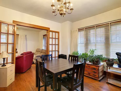 2549 5th St, Moline, IL 61265 photo 6