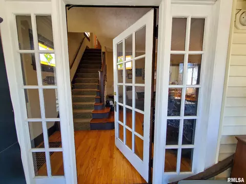 1418 25th St, Moline, IL 61265 photo 3