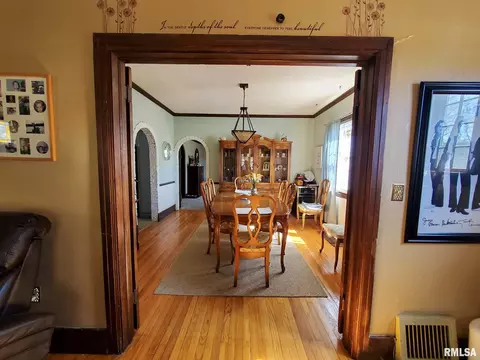 1418 25th St, Moline, IL 61265 photo 6