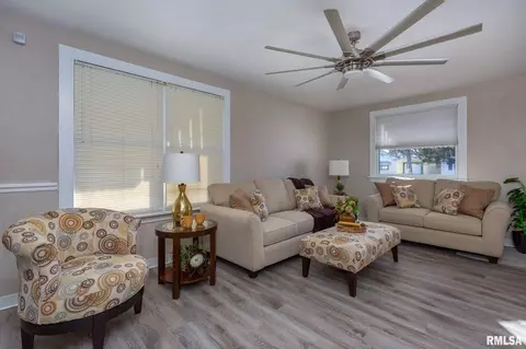 3721 14th Ave, Moline, IL 61265 photo 5