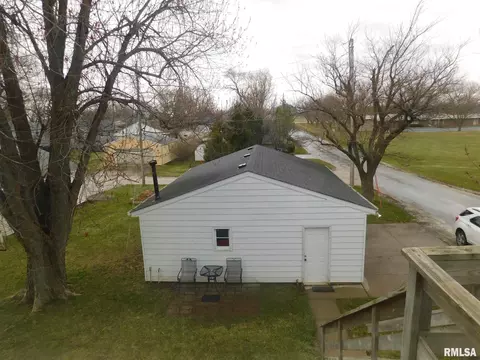 629 15th St, Silvis, IL 61282 photo 23