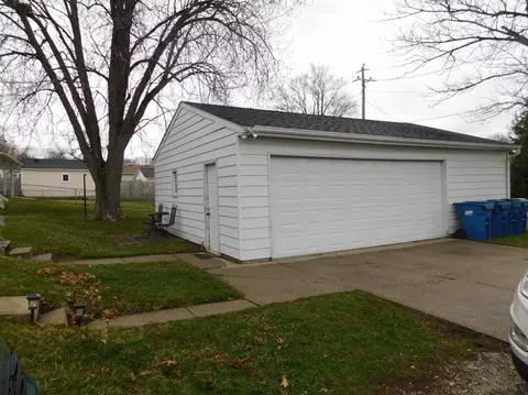 629 15th St, Silvis, IL 61282 photo 27