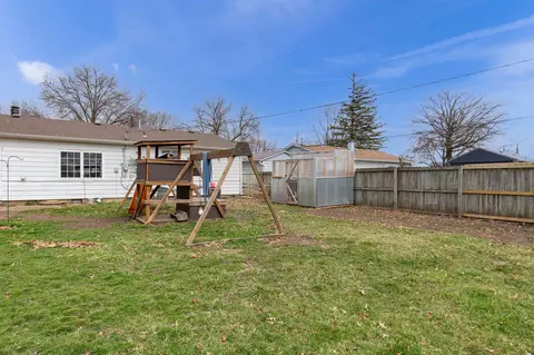 830 E 3rd Ave, Milan, IL 61264 photo 20