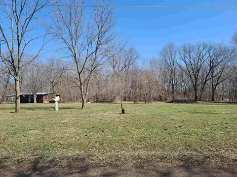 15902 Ebson, Fulton, IL 61252 photo 4