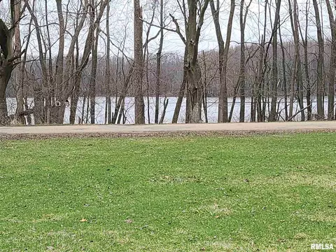 15902 Ebson, Fulton, IL 61252 photo 3