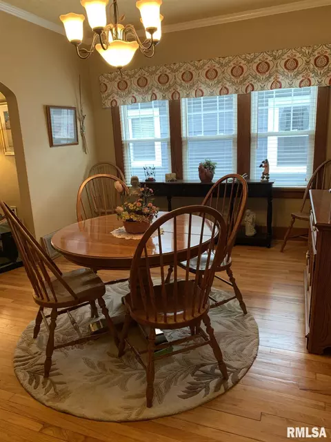 1630 24th St, Moline, IL 61265 photo 3