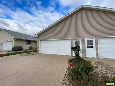 732 E Iowa St, Eldridge, IA 52748 photo 26