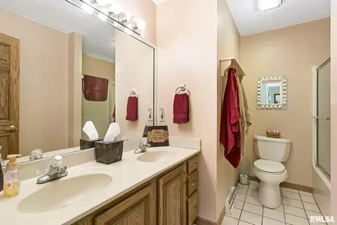 3560 49th St, Moline, IL 61265 photo 26