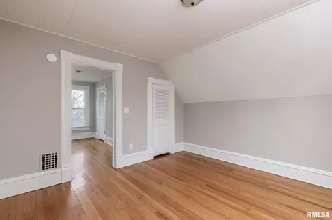 1818 10th St, Moline, IL 61265 photo 14