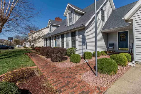 908 E Gregory Ave, Marion, IL 62959 photo 2