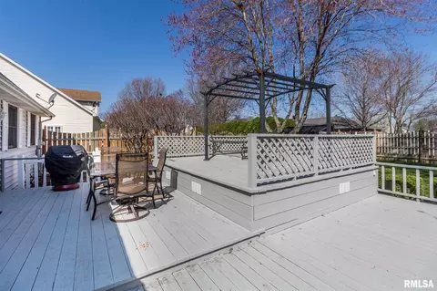 908 E Gregory Ave, Marion, IL 62959 photo 8