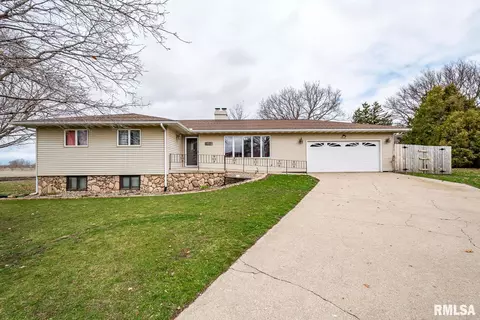 406 Westview Dr, Atkinson, IL 61235 photo 1