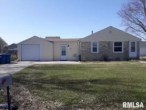 1810 14th St, Silvis, IL 61282 photo 1